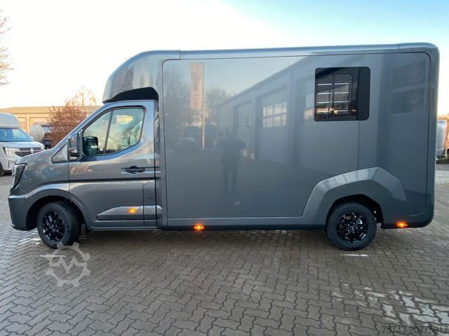 Livestock transporter RENAULT Master STX  Haras AUTOM. NEW MODEL 2025