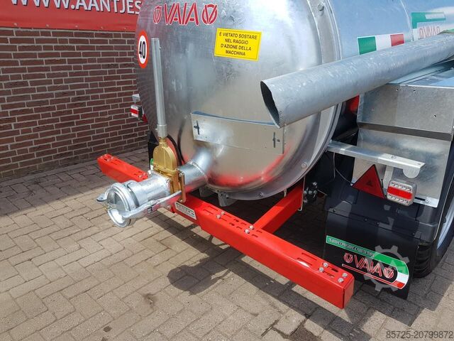 Manure spreader Vaia MB 35 watertank
