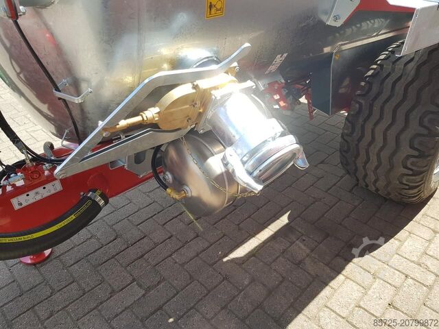 Manure spreader Vaia MB 35 watertank