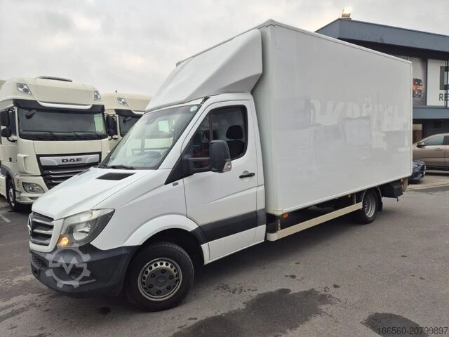 Box truck Mercedes-Benz SPRINTER 516 CDI