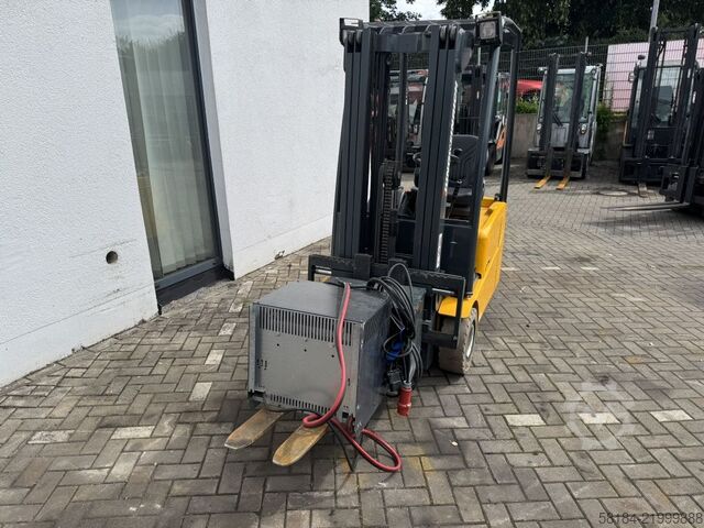 Electric 3-wheel forklift Jungheinrich EFG 113