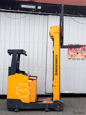 Reach truck Jungheinrich ETM 325