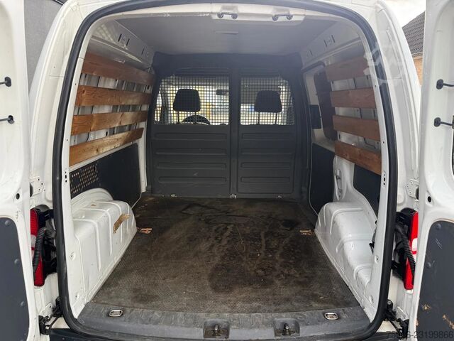Volkswagen Caddy 1.6 TDI L1 Clima Cruise Dealer Onderhouden Half leer VW Caddy 1.6 TDI L1 Clima Cruise Dealer Onderhoude...