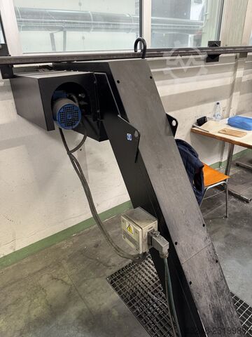 Vertical machining center JOBS LinX Compact 1077