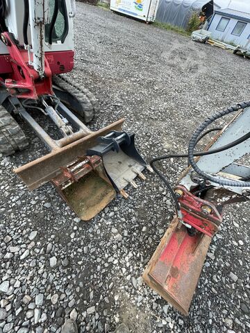 Minibagger Takeuchi TB 228