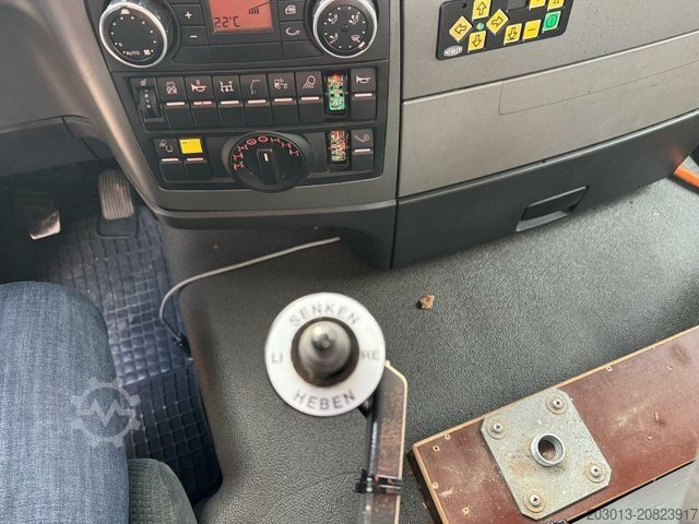 Kipper LKW MAN TGS 18.360 4x4 Kipper Kran PALFINGER Winterd.