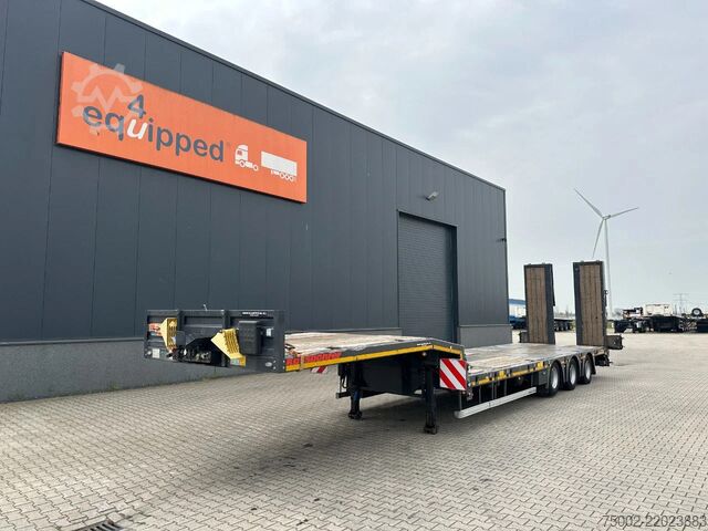 Plattformanhänger KAESSBOHRER Lowbed  / 6.00m extendable / hydraulic ramps  /...