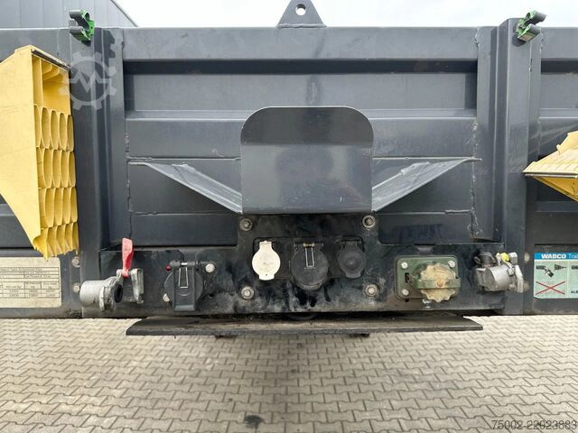 Plattformanhänger KAESSBOHRER Lowbed  / 6.00m extendable / hydraulic ramps  /...