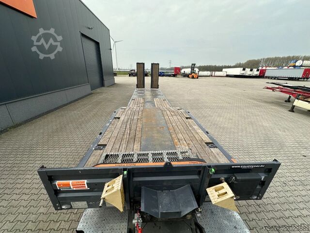 Plattformanhänger KAESSBOHRER Lowbed  / 6.00m extendable / hydraulic ramps  /...
