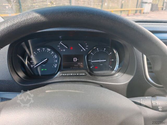 Kleinbus OPEL Vivaro / Zafira LIFE - lang