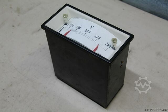 AEG Spannungsmessgerät, Voltmeter 200-240V