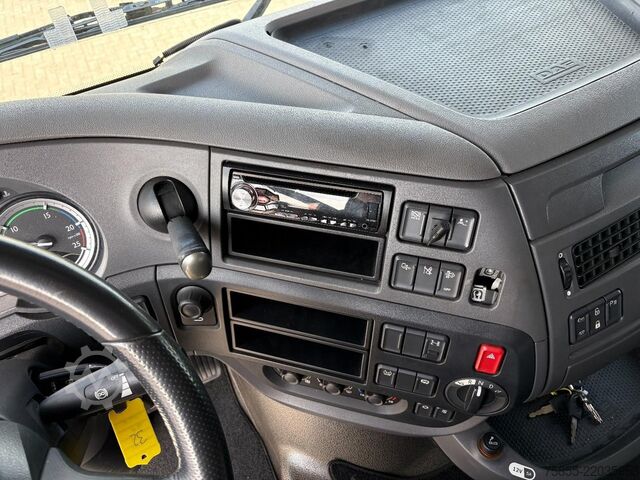 Standard tractor DAF XF 460 FT Spacecab / EURO 6 / NL Truck / APK-TÜ...