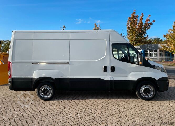 Kastenwagen hoch IVECO Daily HKa 35 S15/ AC/ RFK/ CargoPaket/ AHK 3.5t