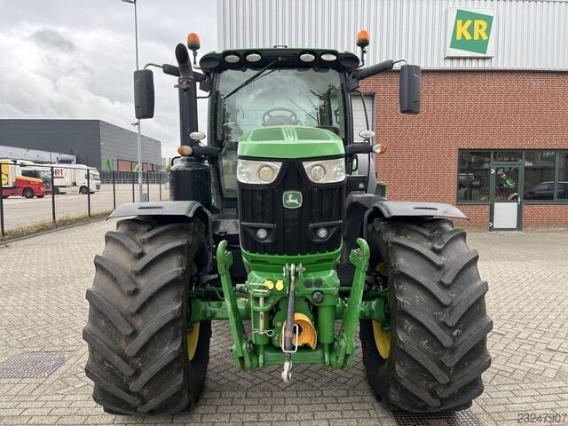John Deere 6215R-90162 JOHN-DEERE 6215R-90162