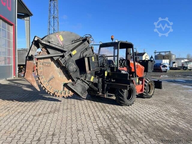 Ditch Witch RT 115H + H1032 Grabenfräse Ditch Witch RT 115H + H1032 Grabenfräse
