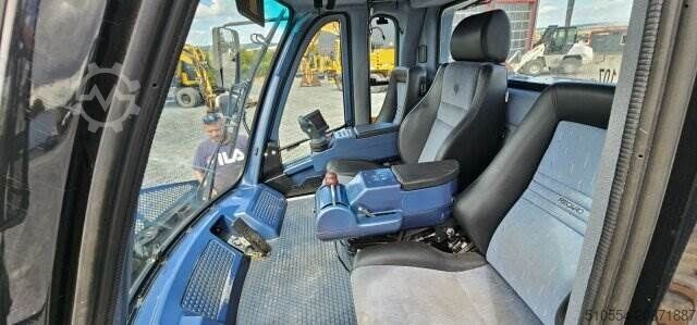 Dozer Prinoth Leitwolf Pistenbully Schneepiste