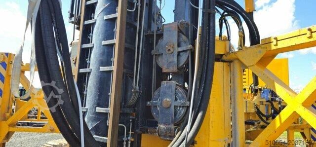 IHC Fundex F12SE IHC Fundex F12SE