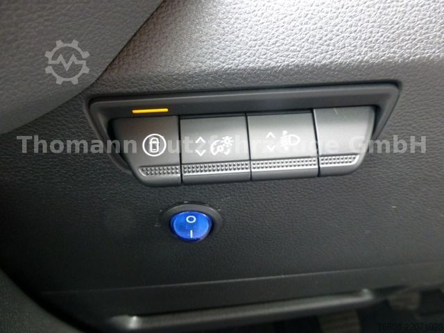 Curtain sider van RENAULT NEW Master Pritsche Plane Schlafkabine