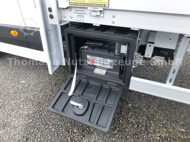 Curtain sider van RENAULT NEW Master Pritsche Plane Schlafkabine