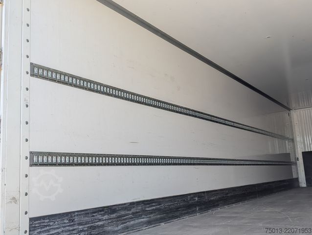 Box semitrailer KÄSSBOHRER City-Koffer mit LBW und Zwangslenkung