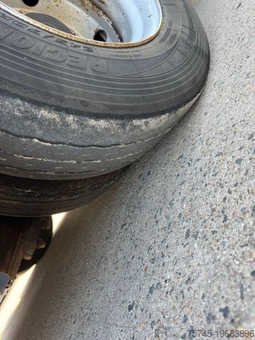 Auflieger mit Pritsche & Plane ORTHAUS * SAF-ACHSEN * 107 m3 * SPECIAL * PLANE *