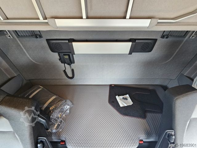 Standard tractor unit RENAULT T 520 * NEU * RETARDER*2X TANK*STANDKLIMA* ALCOA