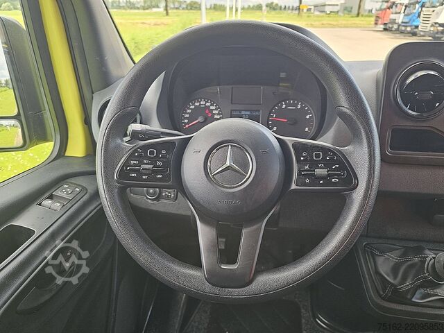 High-roof van MERCEDES-BENZ SPRINTER 314 L2H1 RWD Mbux AC!
