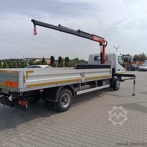 Truck-mounted crane van Fuso Canter 9C18 Fassi M40 Pritsche 4,5 m