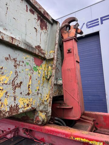 Hook arm system Iveco Turbotech **170-23-6X2-V8-GERMAN TRUCK**