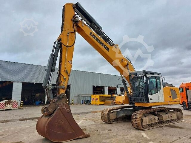 Crawler excavator Liebherr R 936 LC
