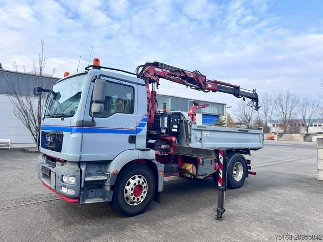 Tipper truck MAN TG-M 18.340 4x2  2-Achs Kipper Kran Funk nur 200