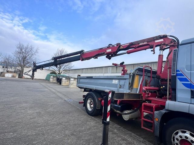 Tipper truck MAN TG-M 18.340 4x2  2-Achs Kipper Kran Funk nur 200