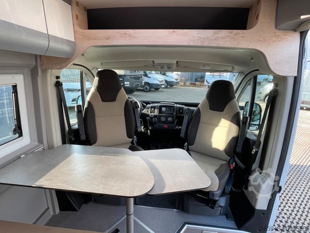 Campervan CLEVER Celebration*RFK*Solar*AHK**Ex. Mietfahrzeug