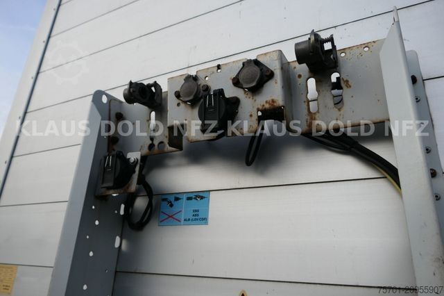 Working platform semitrailer SCHMITZ CARGOBULL S01 Platto Liftachse SAF-Achsen