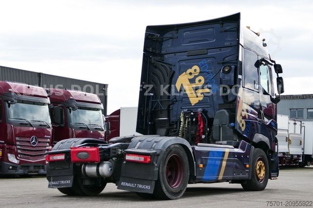 Standard tractor unit RENAULT T 520 Retarder 2-XL-Tank Standklima Sondermodell