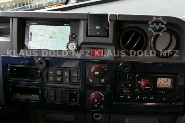 Standard tractor unit RENAULT T 520 Retarder 2-XL-Tank Standklima Sondermodell