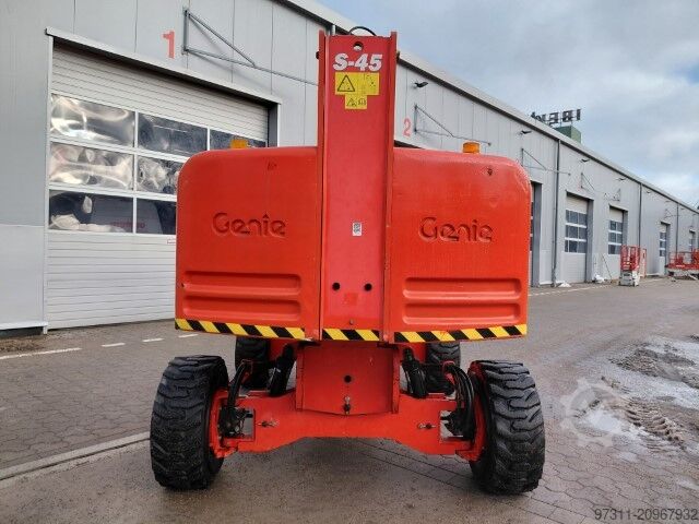Telescopic work platform Genie S-45