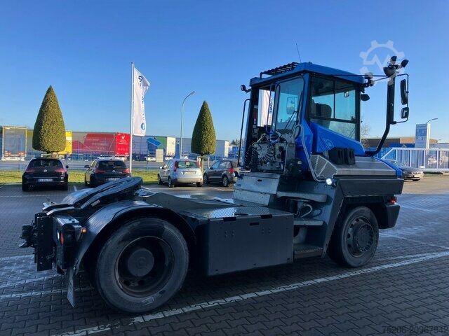 Tractor unit Terberg RT223 4x4