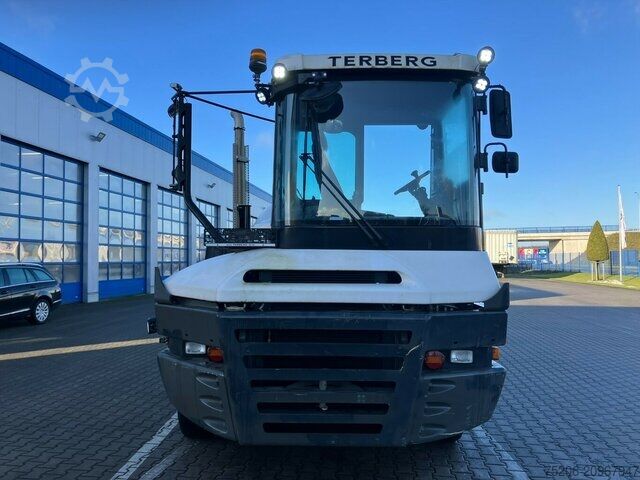 Tractor unit Terberg RT223 4x4