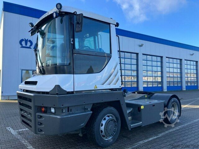Tractor unit Terberg RT223 4x4