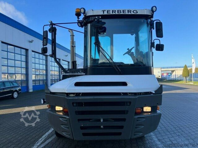 Tractor unit Terberg RT223 4x4