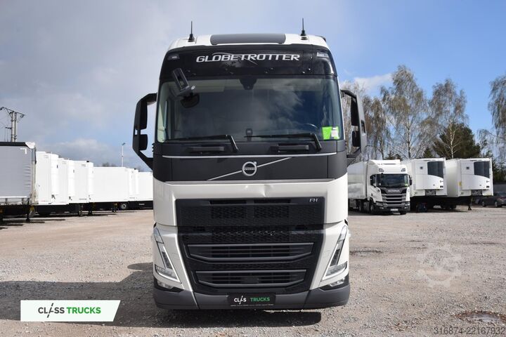 Standard tractor unit VOLVO FH 500 Globetrotter XL Varios