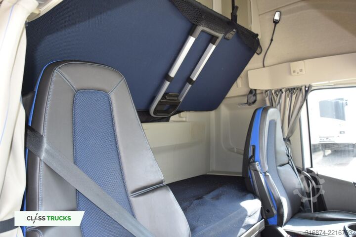 Standard tractor unit VOLVO FH 500 Globetrotter XL Varios