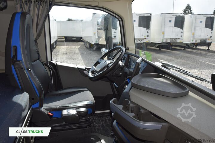 Standard tractor unit VOLVO FH 500 Globetrotter XL Varios