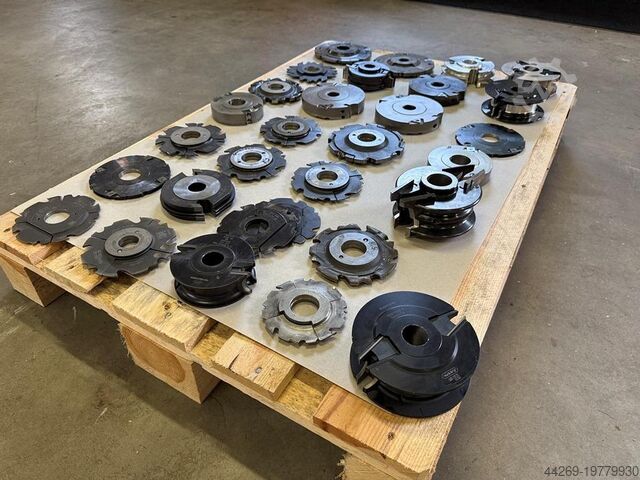 Item milling cutter for MAN feed