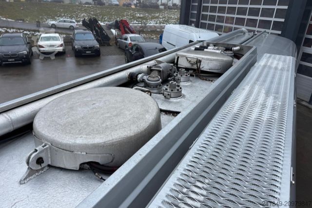 Tanker truck RENAULT Lander 430 8x2 23'300L