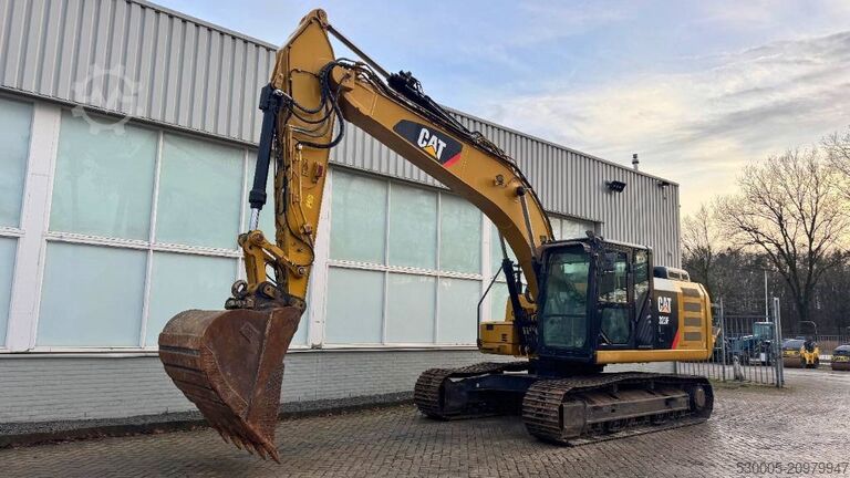Crawler excavator CAT 323 F L      2017