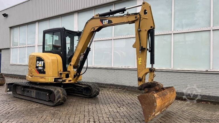 Mini excavator CAT 305 E2 CR