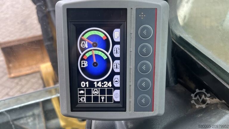 Mini excavator CAT 305 E2 CR