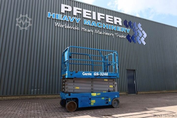Scissor lift Genie GS3246 Electric, Working Height 11.75 m, 318kg Cap